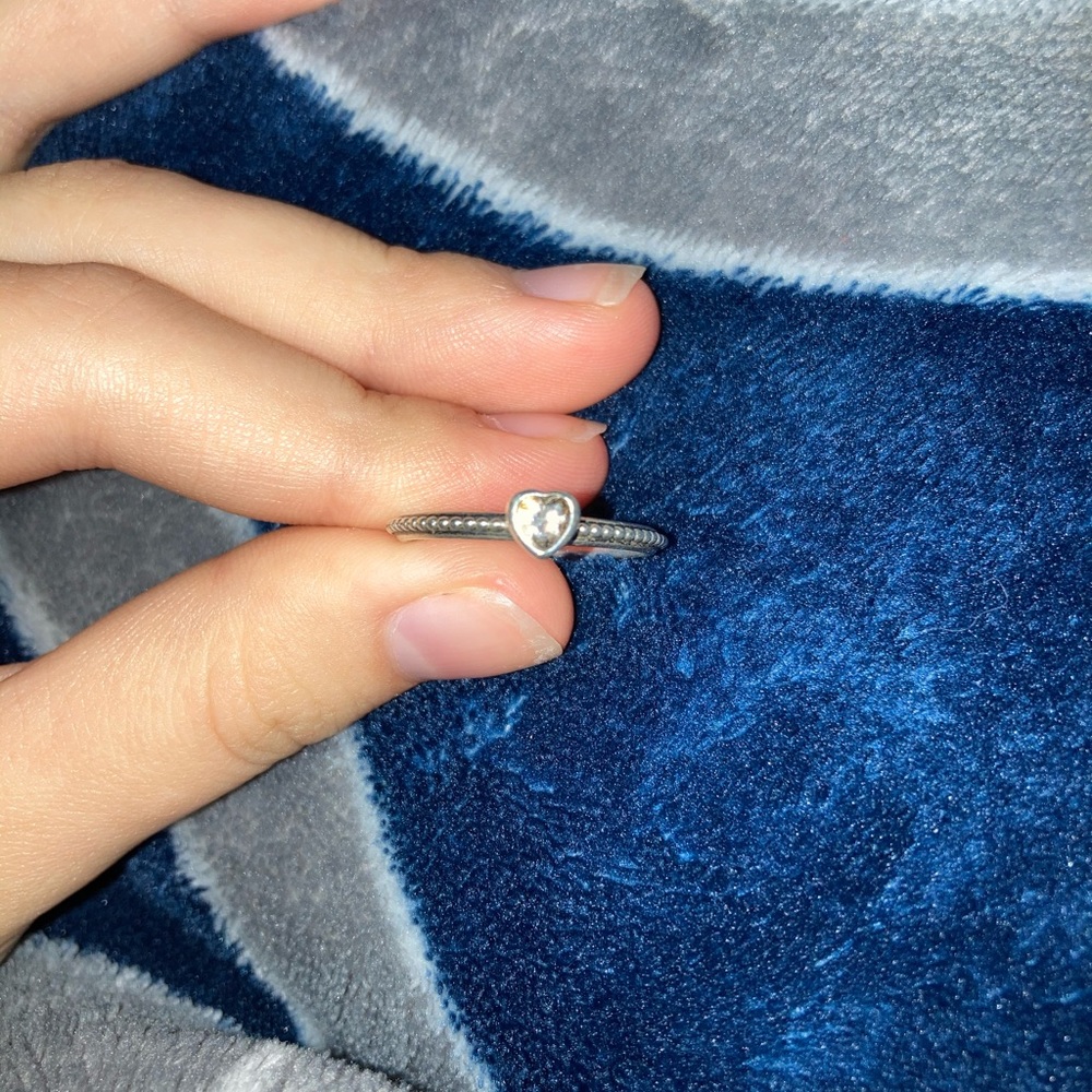 Pandora ring